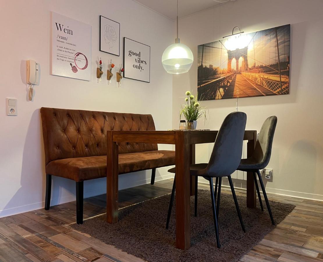 Living At Saarpartments -Adultsonly- 2 Bedrooms, Kitchen - Business & Holiday Apartments For Long- And Short Term Stay, 3 Min To Train Station, Secure E-Bike Parking! Саарбрюккен Экстерьер фото