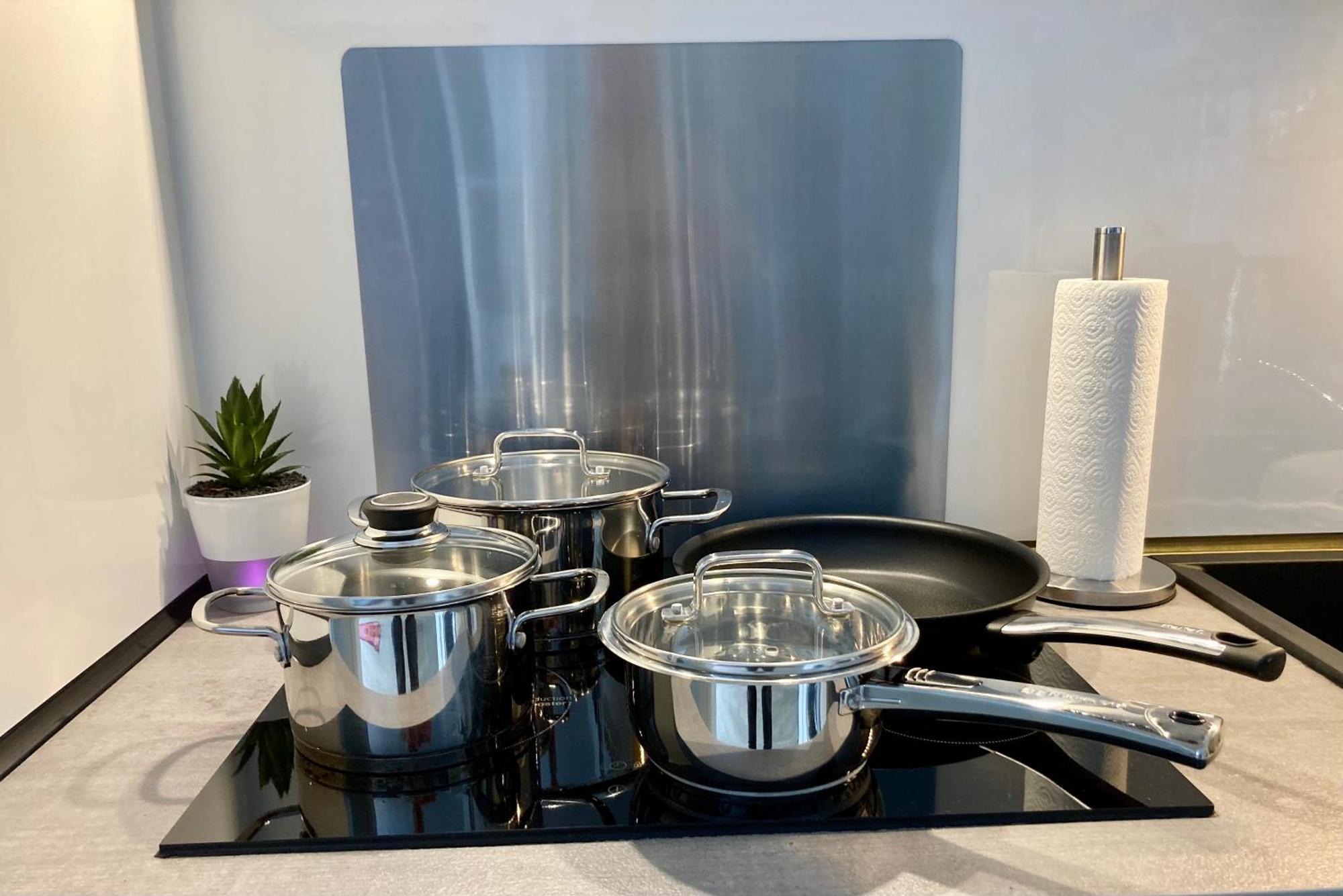 Living At Saarpartments -Adultsonly- 2 Bedrooms, Kitchen - Business & Holiday Apartments For Long- And Short Term Stay, 3 Min To Train Station, Secure E-Bike Parking! Саарбрюккен Экстерьер фото